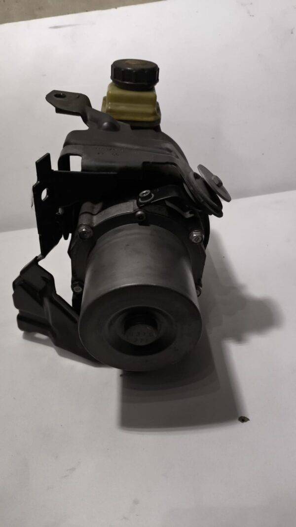bomba de direccion electrica de renault laguna 2009 ref- 491100033R - Imagen 5
