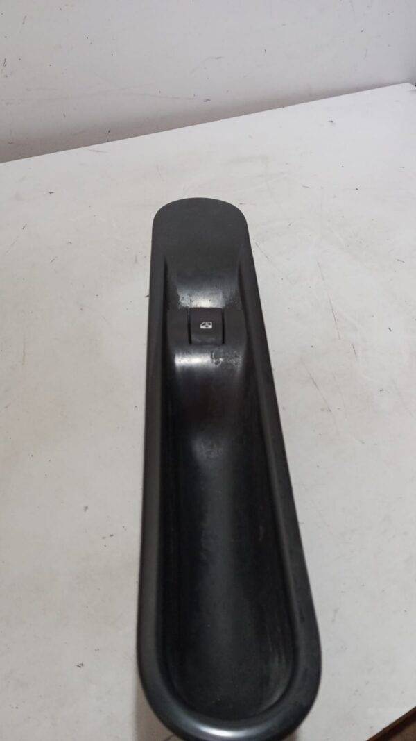 REF 00012127 RENUALT ESPACE 2.0 2007 BOTON INTERRUCTOR PUERTA TRASERA IZQUIERDA ELEVALUNAS