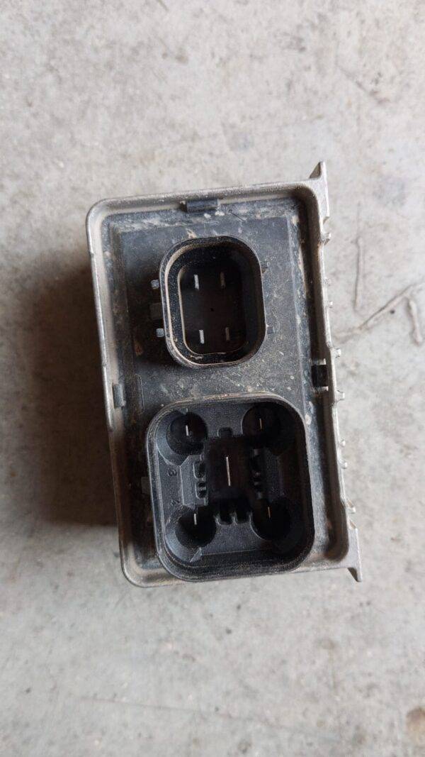 REF 0522121101 CC1112B533AB C7B1F 14.02.19 CAJA PRECALENTAMIENTO PEUGEOT BOXER - Imagen 2