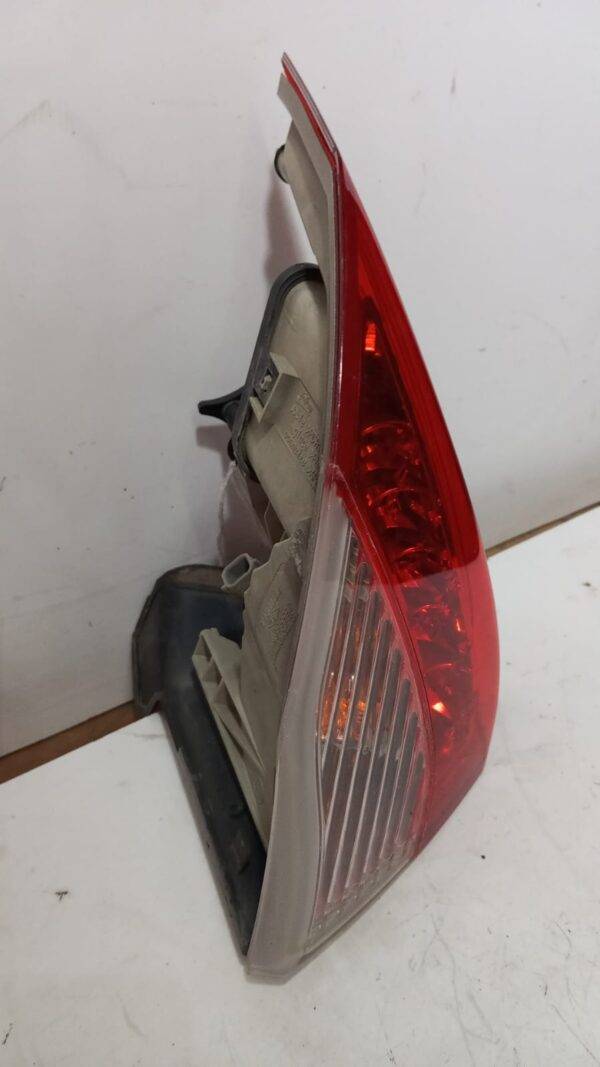 REF 265550001R VALEO E2 060771 PILOTO TRASERA IZQUIERDA RENAULT LAGUNA III - Imagen 4