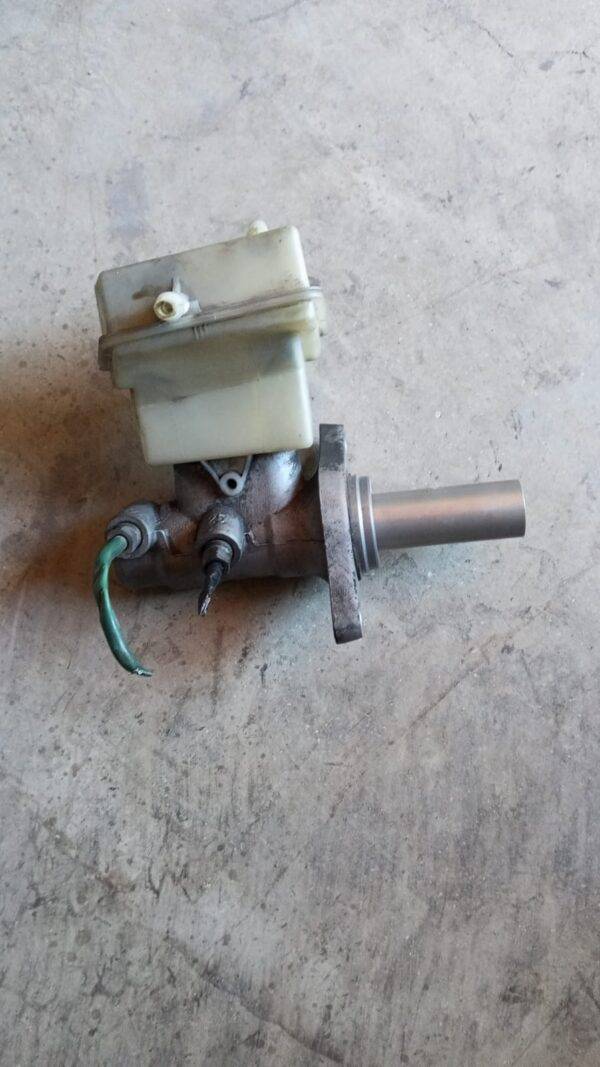 REF 8200181766 BOMBA DE FRENO RENUALT ESPACE AÑO 2007 2.0