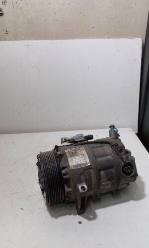 REF 8200890987C COMPRESOR DE AIRE ACONDICIONADO RENAULT LAGUNA III 2.0 07712184509