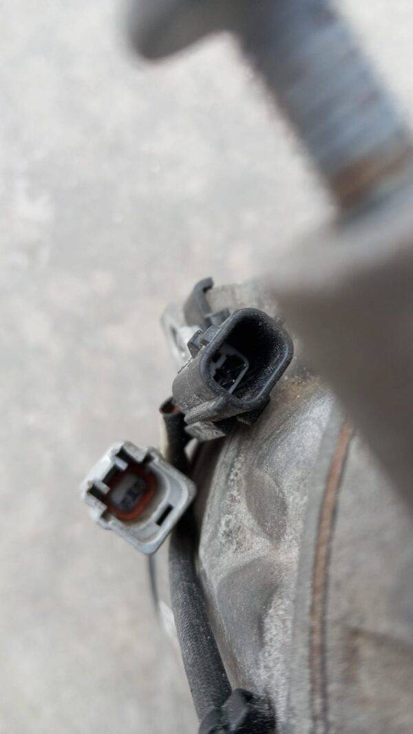 REF 8200890987C COMPRESOR DE AIRE ACONDICIONADO RENAULT LAGUNA III 2.0 07712184509 - Imagen 7