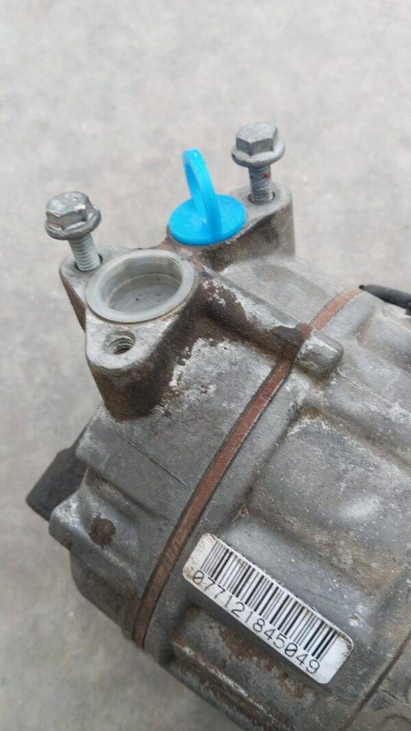 REF 8200890987C COMPRESOR DE AIRE ACONDICIONADO RENAULT LAGUNA III 2.0 07712184509 - Imagen 4