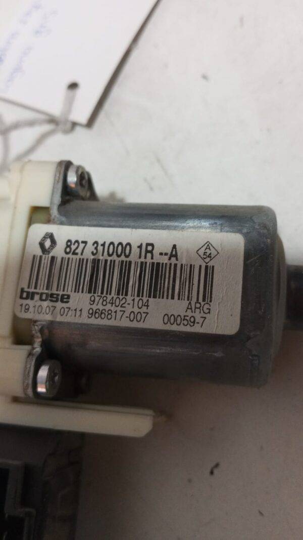 REF 827310001R RENAULT LAGUNA III MOTOR DEL ELEVALUNAS PUERTA IZQUIERDA TRASERA AÑO 2007 - Imagen 3