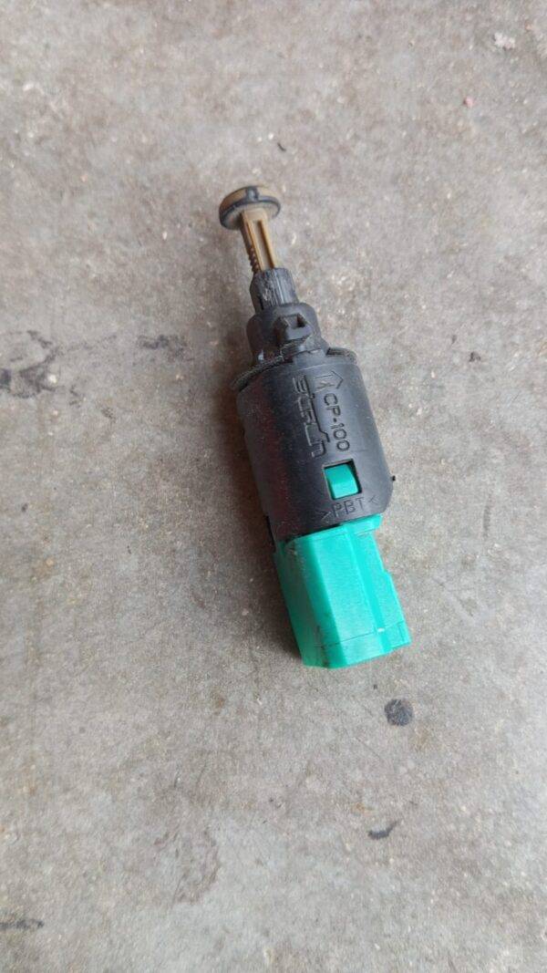 9650688480 SENSOR PEDAL FRENO JUMPY - Imagen 3