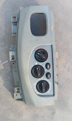 REF W964098P UNIDAD DE CONTROL CLIMATIZADOR A/C RENUALT TRAFIC 2.0 AÑO 2007