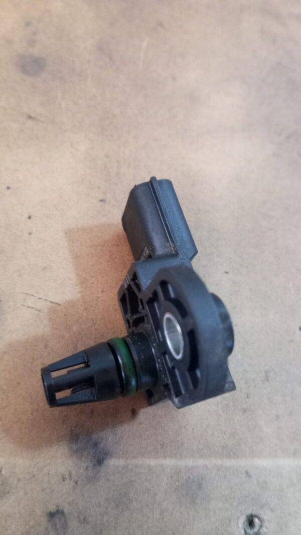 REF 0281006108 SENSOR DE PRESION PARTE MARIPOSA NISSAN MOTOR 1.6 DCI 2012 SOBREALIMENTACION - Imagen 4