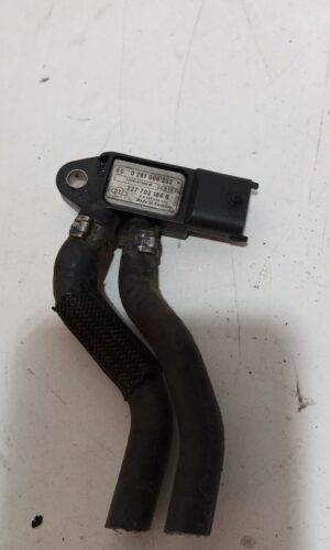 REF 227702184R 0281006252 SENSOR DE PRECION DE GAS ESCAPE RENAULT MEGANE