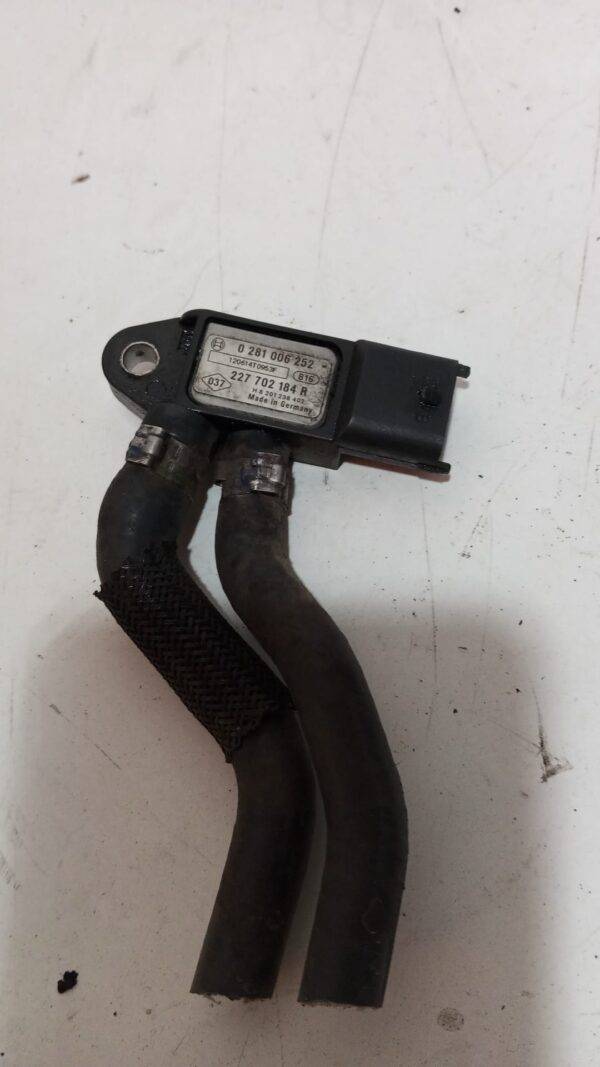 REF 227702184R 0281006252 SENSOR DE PRECION DE GAS ESCAPE RENAULT MEGANE