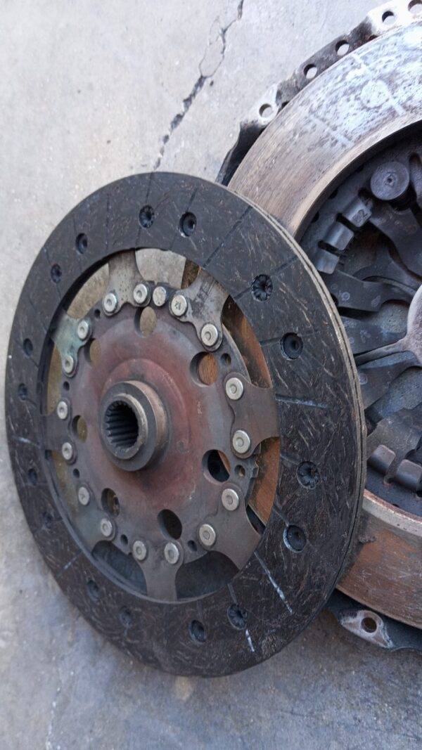 REF 302056476R 302101178 NISSAN X-TRAIL 2013 KIT DE EMBRAGUE CON BIMASA - Imagen 6