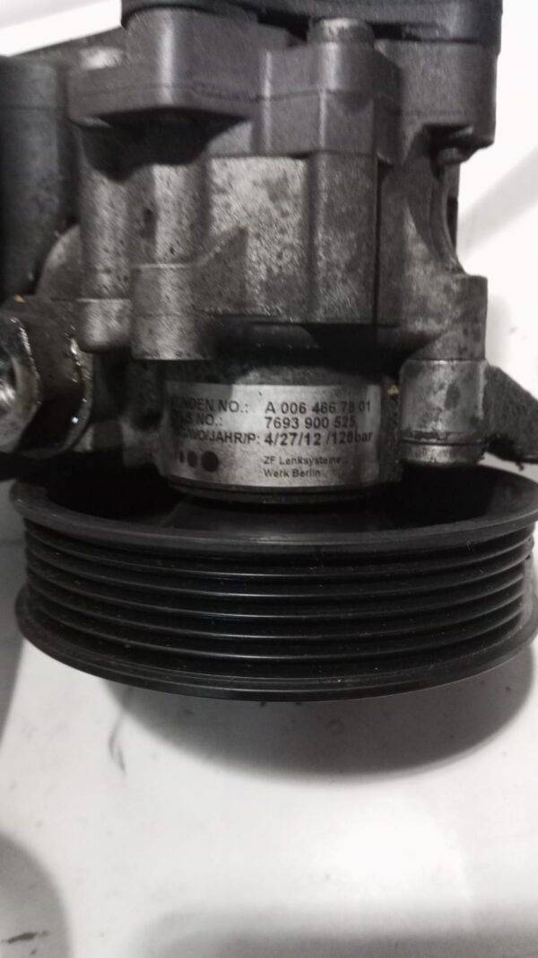 7693900525 A0064667801 SERVOBOMBA HIDRAULICO PARA MERCEDES SPRINTER 2.2 CDI - Imagen 2
