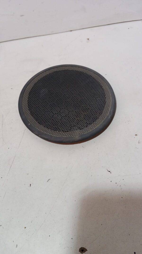 REF 7700842163 TAPA ALTAVOZ  PARTE SALPICADERO LADO CONDUCTOR IZQUIERDO