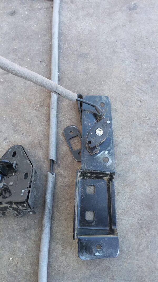 REF 8200323112 RENAULT TRAFIC KIT CIERRE DE PUERTA TRASERA DERECHA MANETA INTERIOR R054983B 8079 3M 669 - Imagen 3