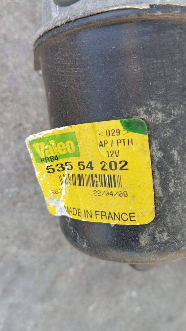 REF 8200423479 MOTOR LIMPIA PARABRISAS DELANTERO RENUALT TRAFIC 2.0 AÑO 2008 - Imagen 2