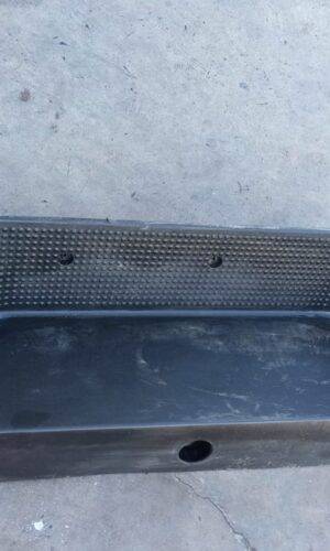 REF 8200523968 PLASTICO MOLDURA REPOSA PIES RENAULT TRAFIC 2.0 AÑO 2008 IZQUIERDO