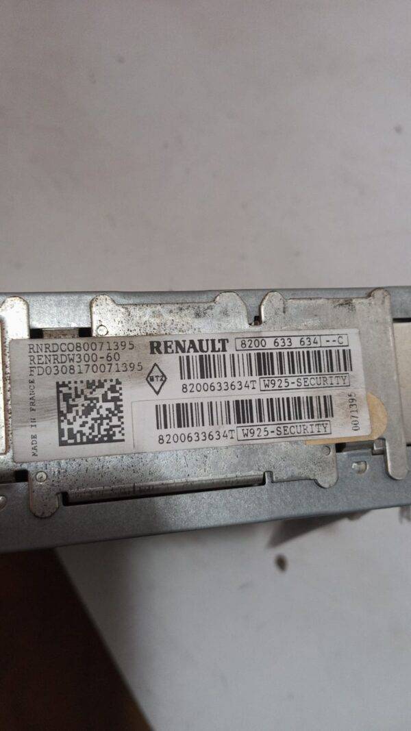 REF 8200633634T RADIO RENAULT TRAFIC 2007 EJECT RANDOM EXPERT UPDATE LIST MODE SRC 0204064 - Imagen 6