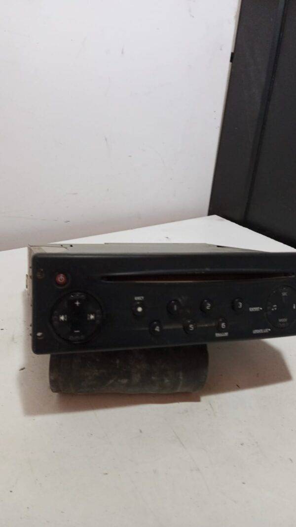 REF 8200633634T RADIO RENAULT TRAFIC 2007 EJECT RANDOM EXPERT UPDATE LIST MODE SRC 0204064 - Imagen 2