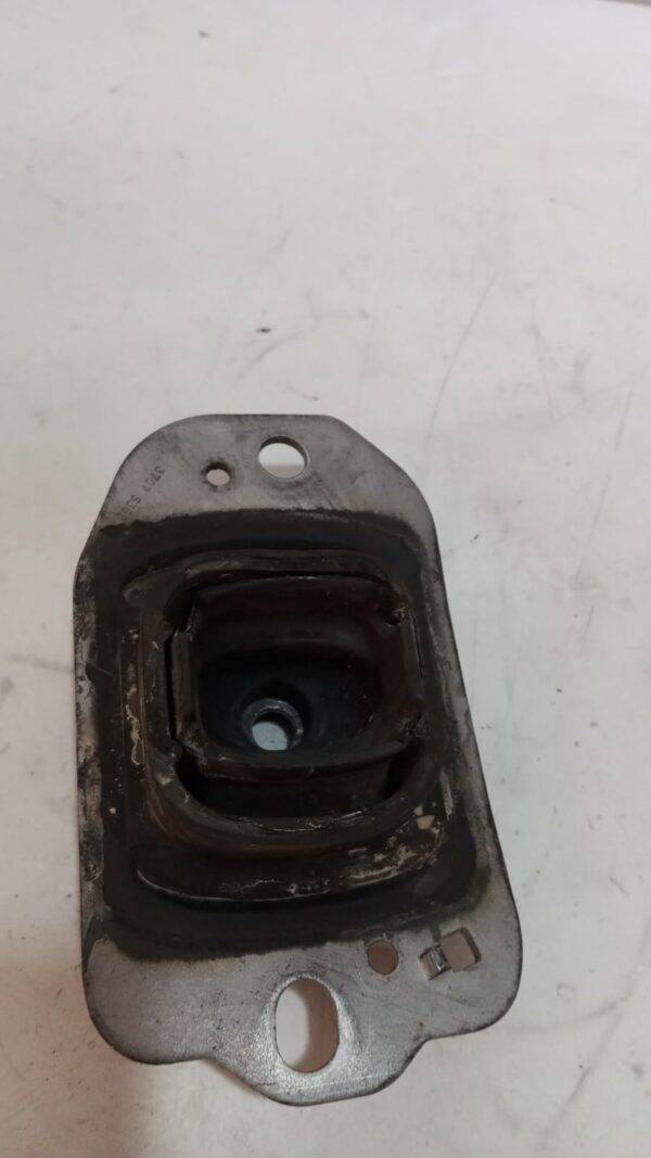 REF 8200689120 MONTAJE TRANSMISION DE MOTOR SOPORTE RENUALT LAGUNA III 2.0 DCI 2007 - Imagen 3