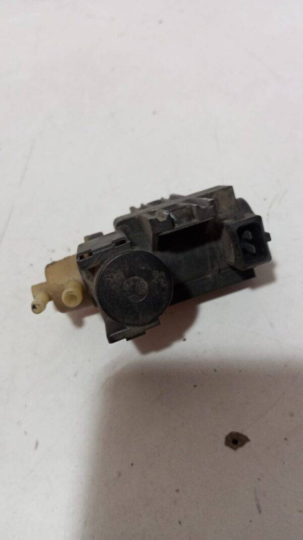 REF 8200790180 ELECTROVALVULA VALVULA SOLENOIDE DE PRECION TURBO RENUALT KANGOO - Imagen 3