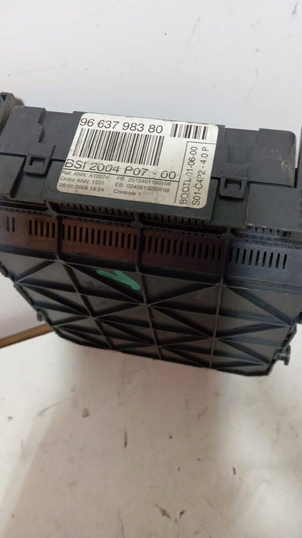 REF 9663798380 CAJA RELES PEUGEOT 207 - Imagen 2