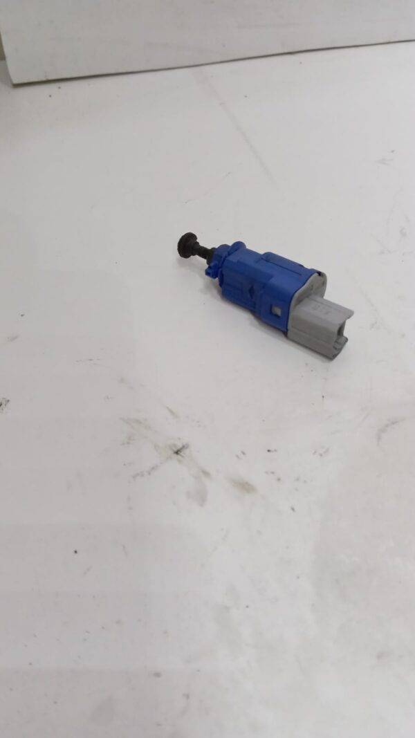 8200276359 RENAUL SENSOR
