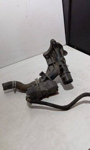 REF 110600686R CARCASA TERMOSTATO TRAFIC