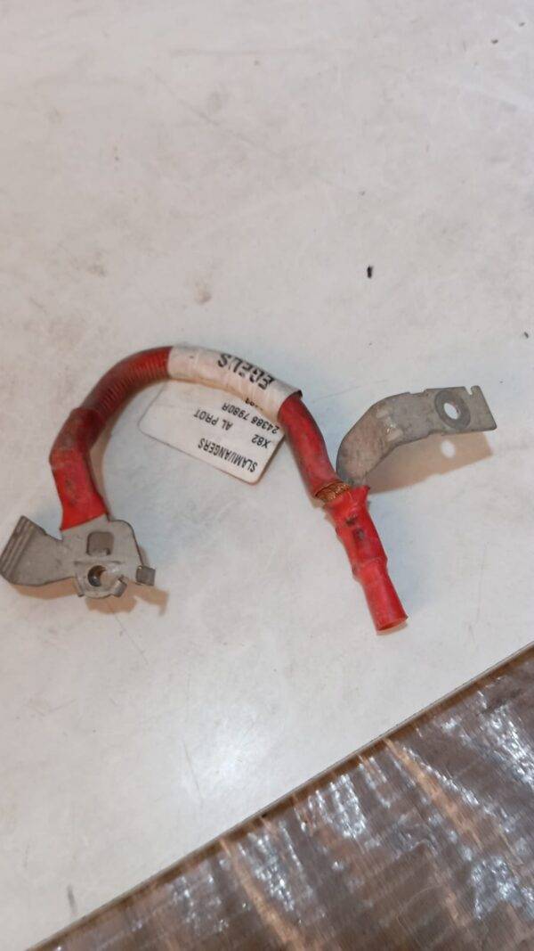 REF 243867980R TRAFIC III CABLE BATERIA
