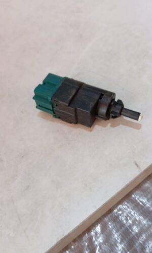 REF 253203383R INTERRUPTOR RENAULT