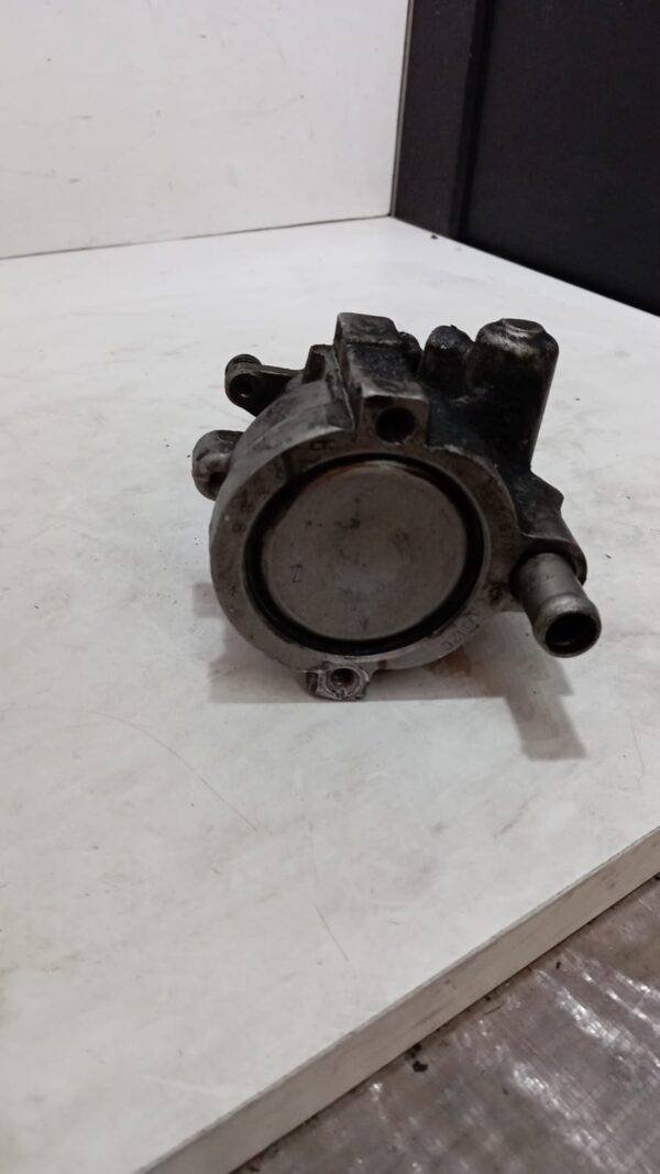 REF 26054891 BOMBA DIRECCION RENAULT M9R - Imagen 4