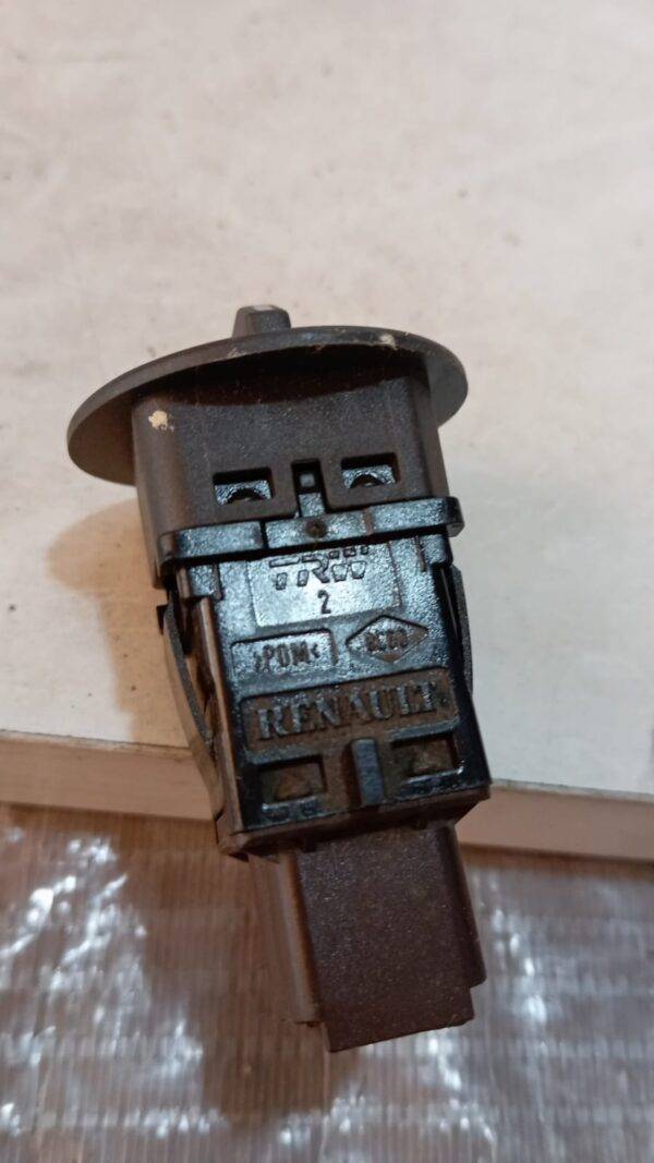 REF 8200269589 INTERRUPTOR ESPACE
