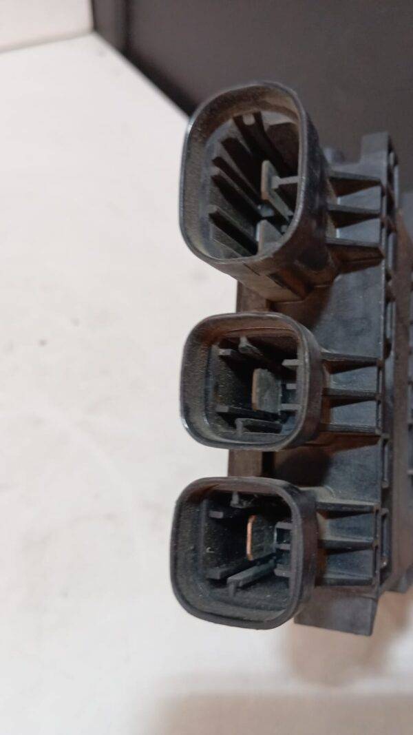 REF 243501820R TRAFIC III PORTAFUSIBLE