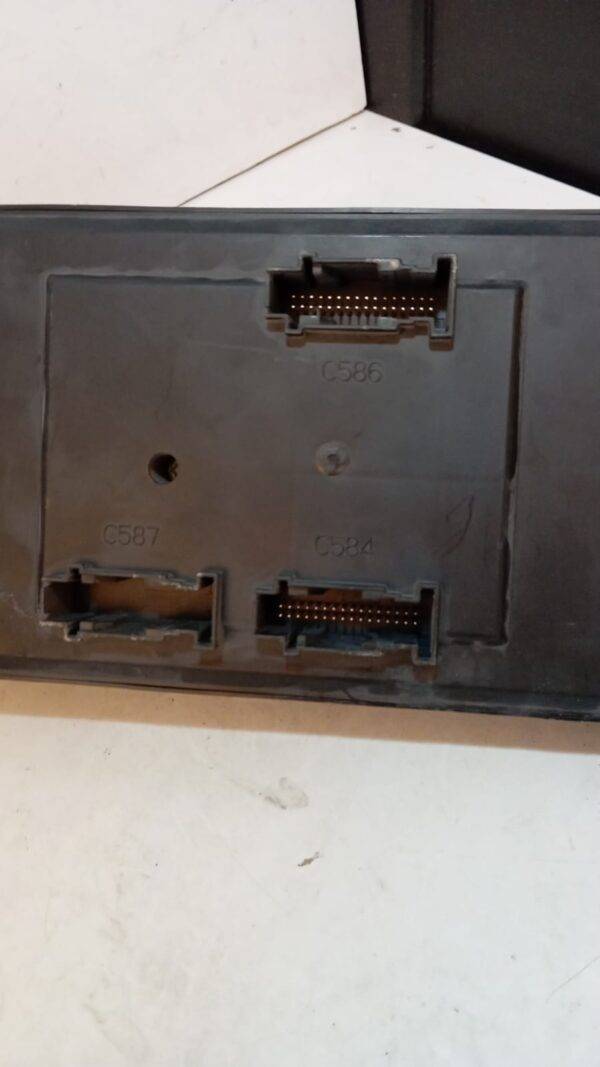 REF YQE500420 CAJA RELE FUSIBLES RANGE - Imagen 5