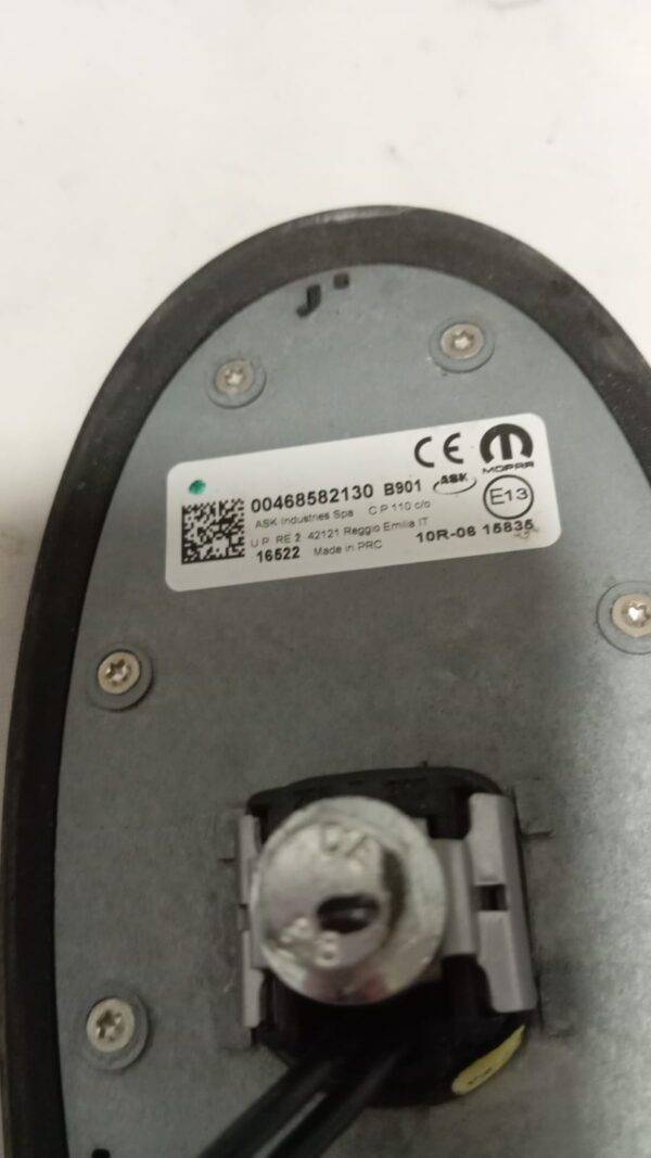00468582130 AMPLIFICADOR DE ANTENA FURGONETA - Imagen 3