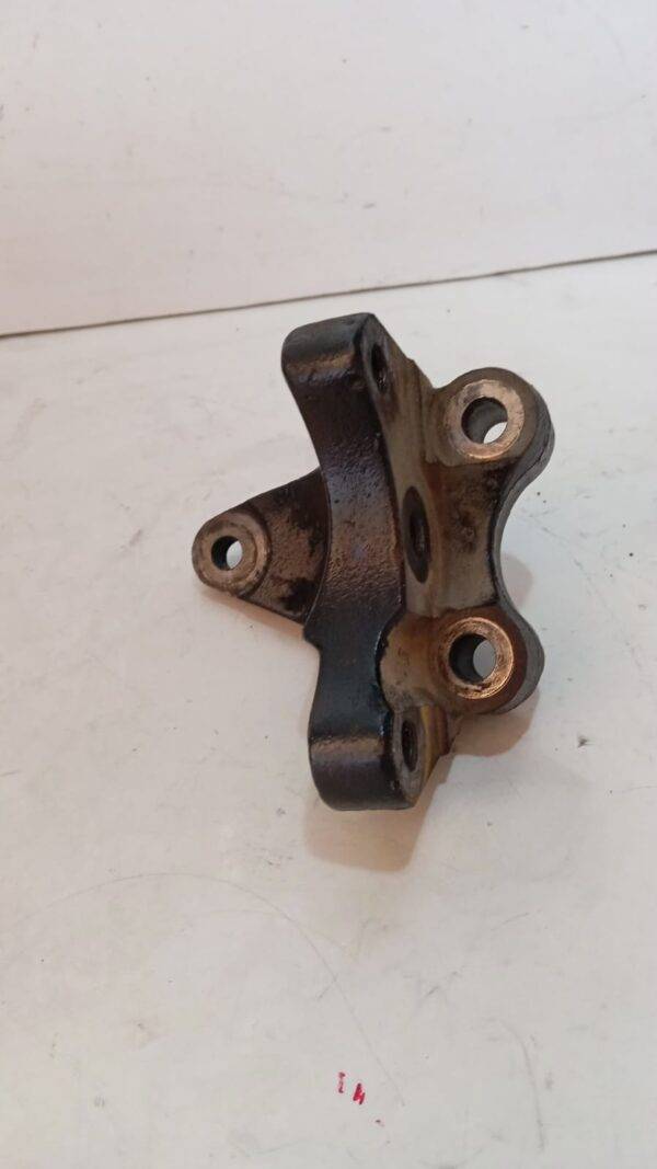 6C106030 SOPORTE MOTOR