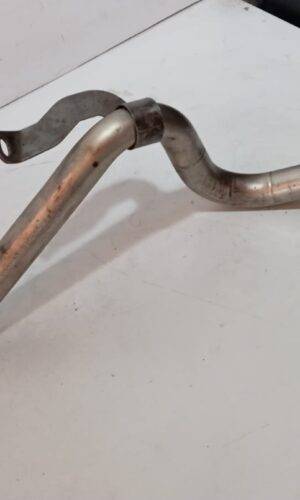 6U309F467AD MANGUERA EGR