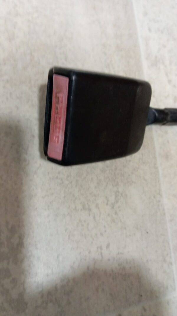 83613550 PRETENSOR DE CINTURON DE SEGURIDAD - Imagen 2