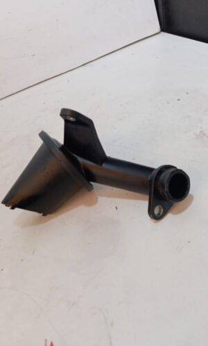 BK2Q6615AA TUBO RECOGIDA DE CORTER