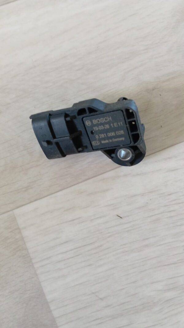0281006028 SENSOR BOSCH - Imagen 3