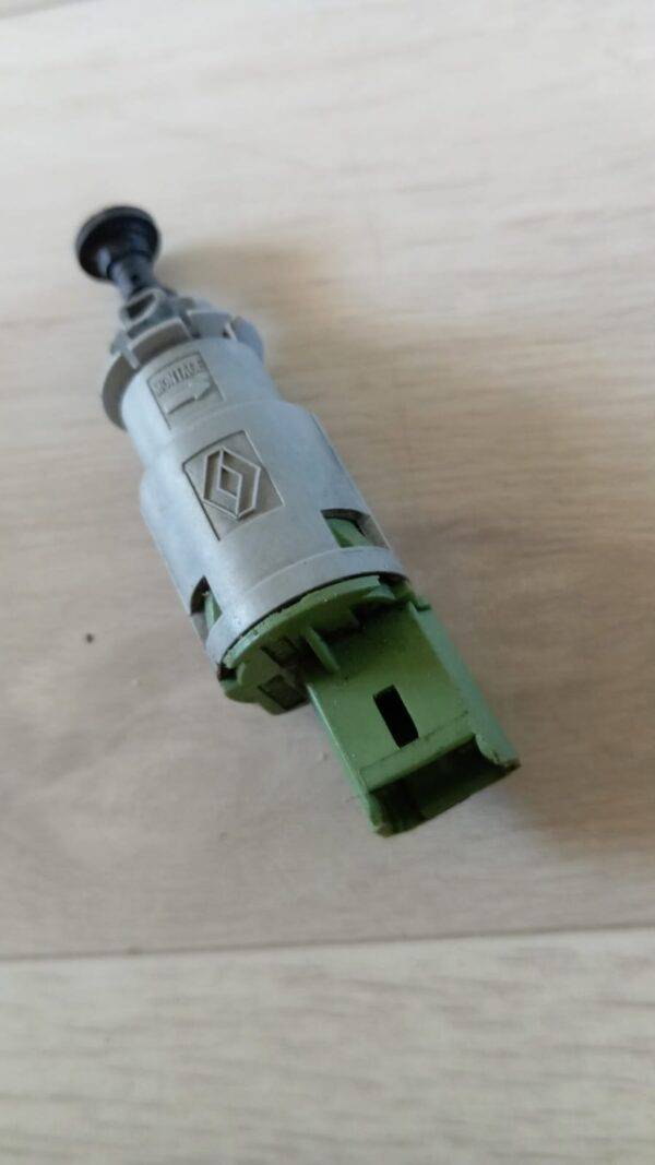 8200276360 ESPACE INTERRUPTOR FRENO