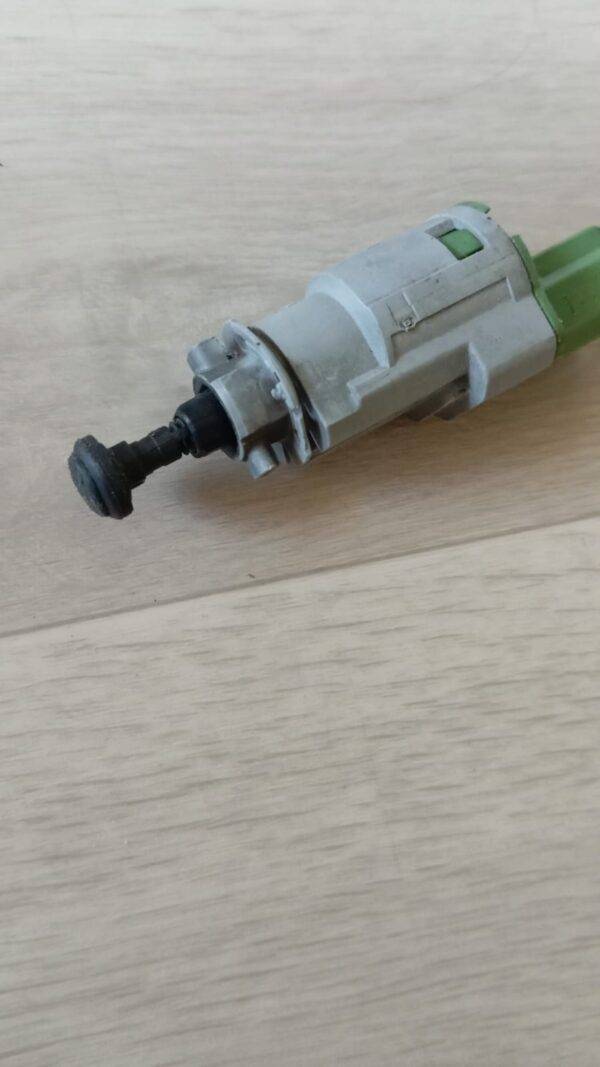 8200276360 ESPACE INTERRUPTOR FRENO - Imagen 2