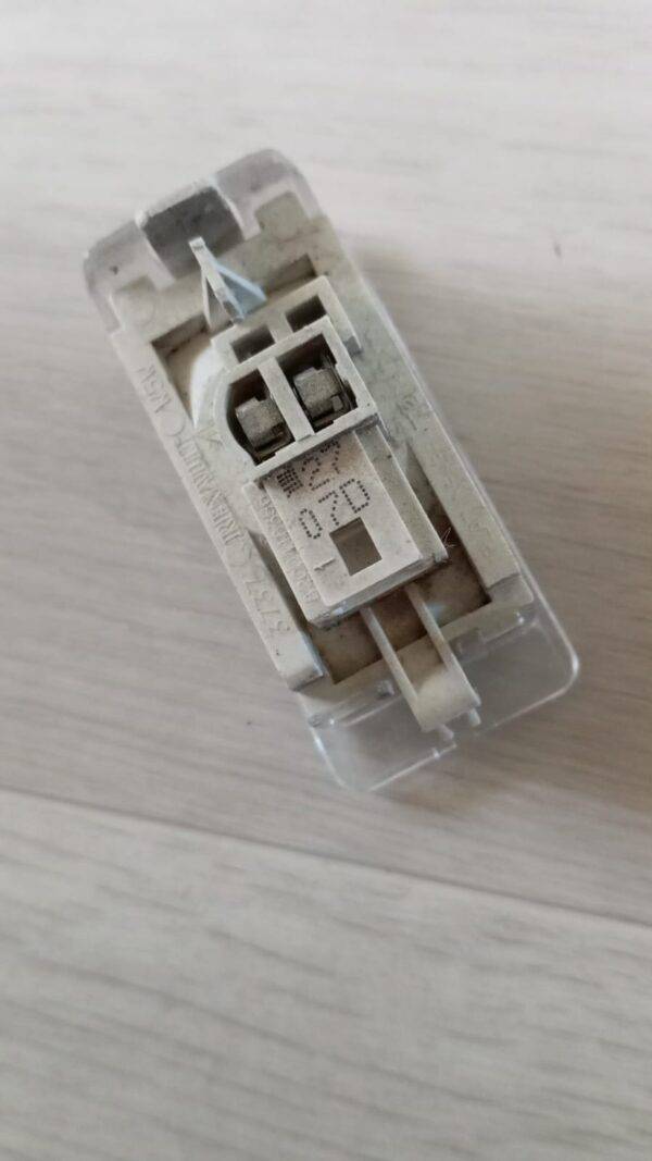 8200418356 LUZ INTERIOR ESPACE - Imagen 4