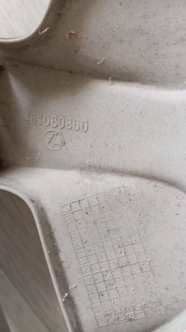 GMT1361011 TAPA CUBOS CORSA - Imagen 3