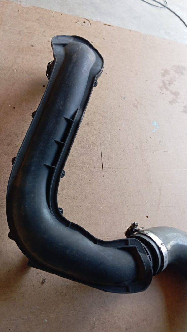 8200526443 TRAFIC TUBO INTERCOOLER - Imagen 2