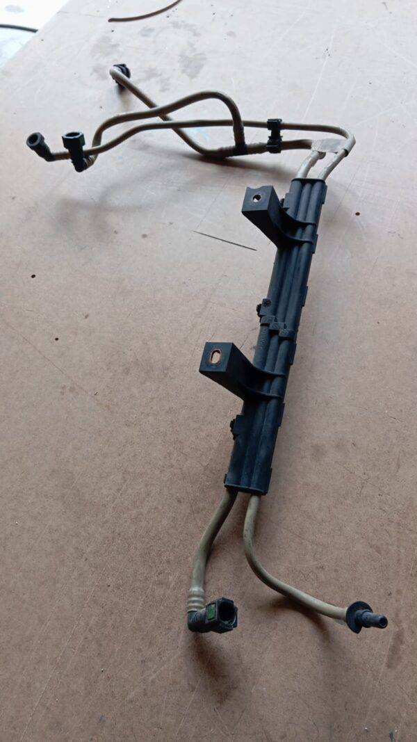 PA12GF30 TUBO CONECTORES COMBUSTIBLE