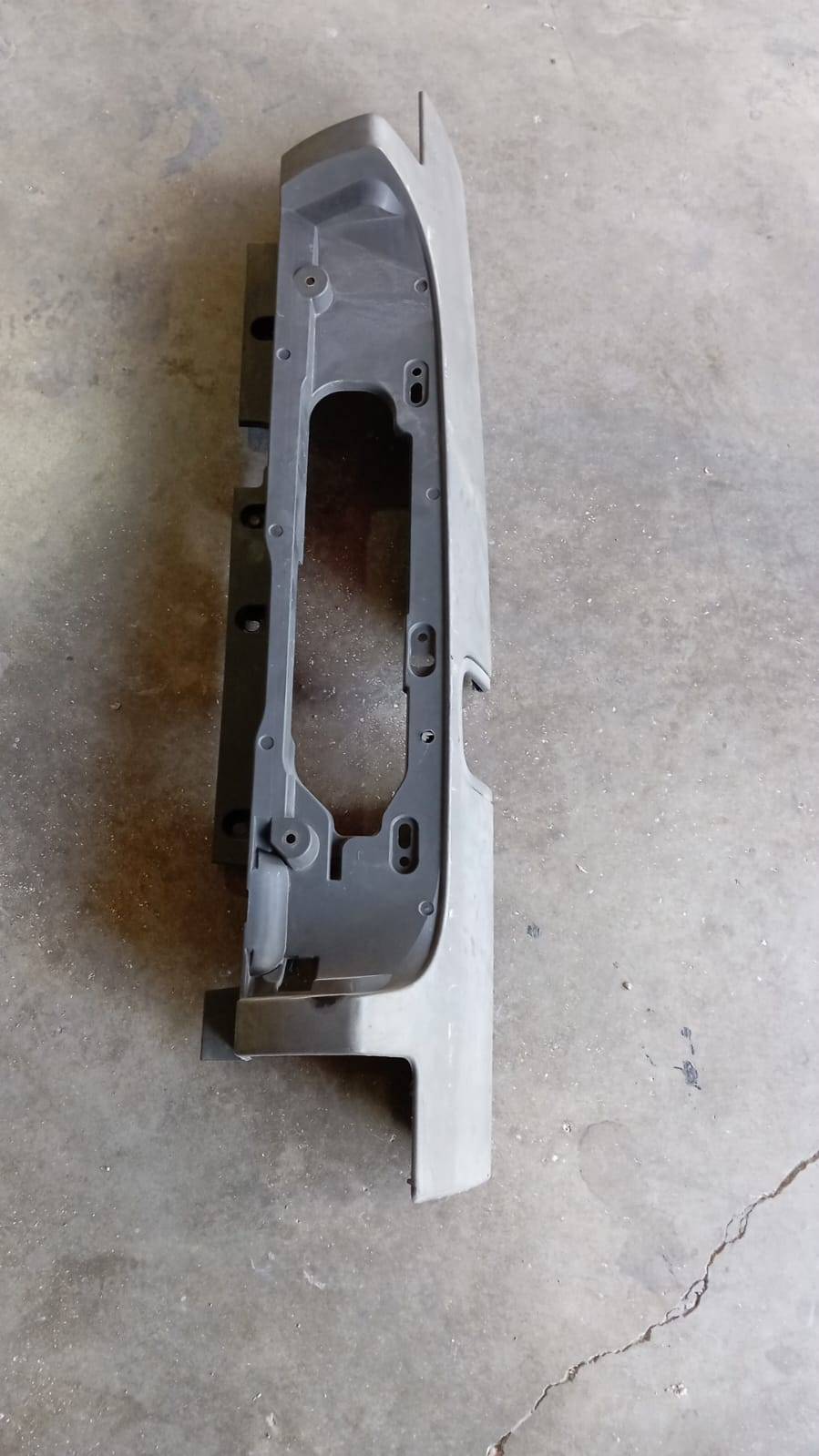 93857722 SOPORTE FARO TRAFIC II