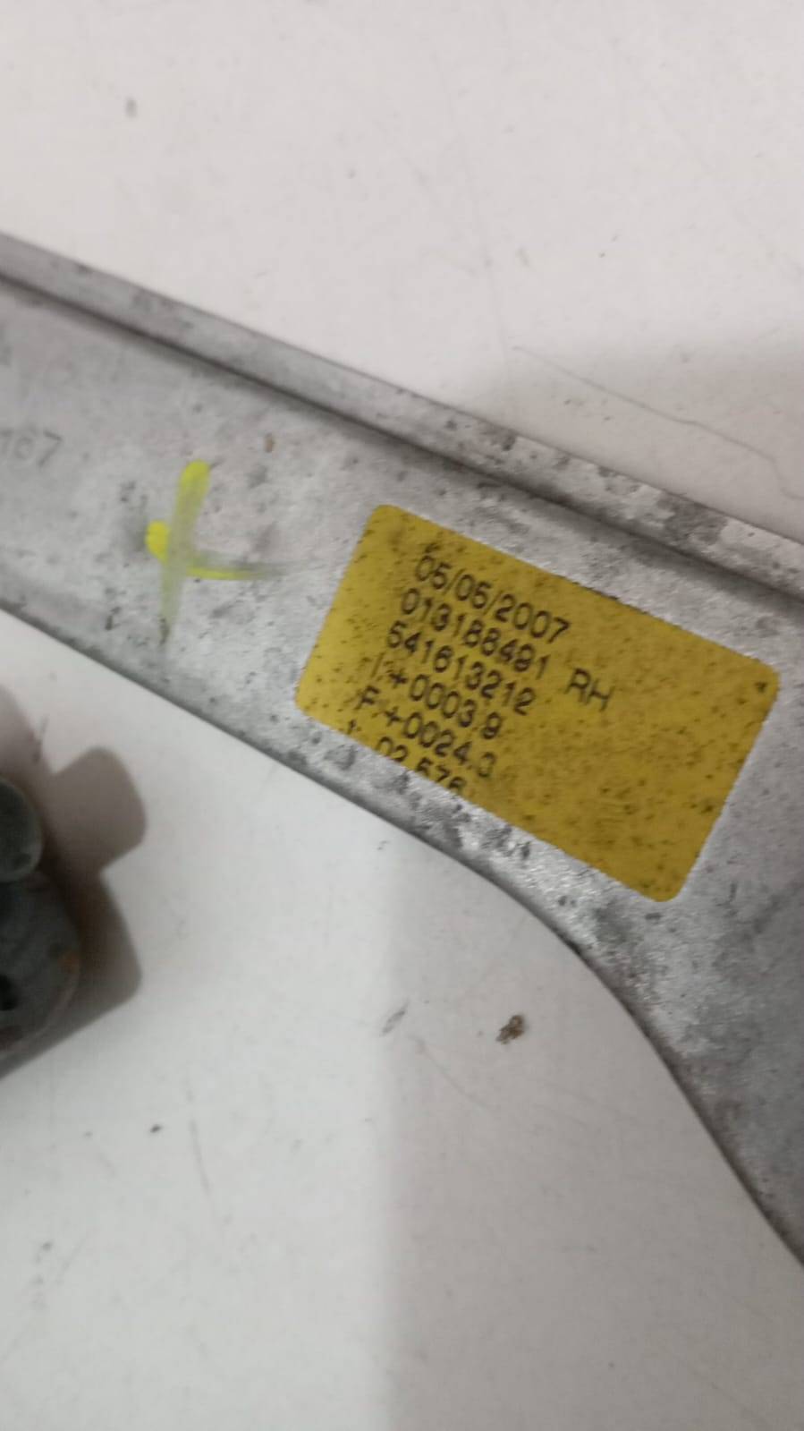 013188491 MOTOR ELEVALUNAS OPEL - Imagen 2