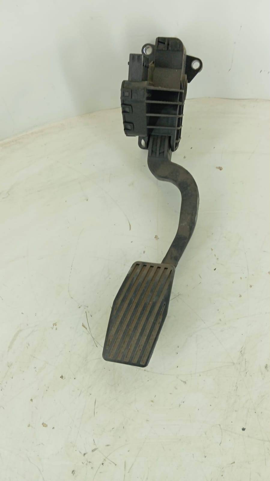 55702020 PEDAL GAS OPEL